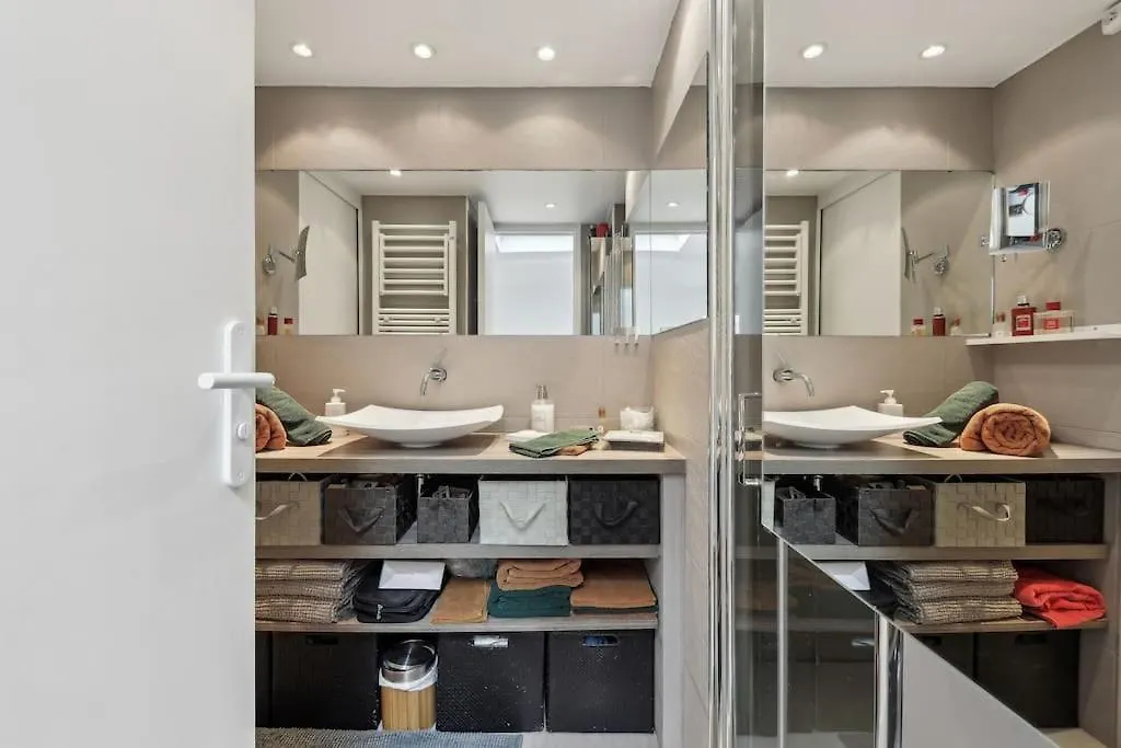 Splendide Appartement Design Trocadero Etoile Paris France