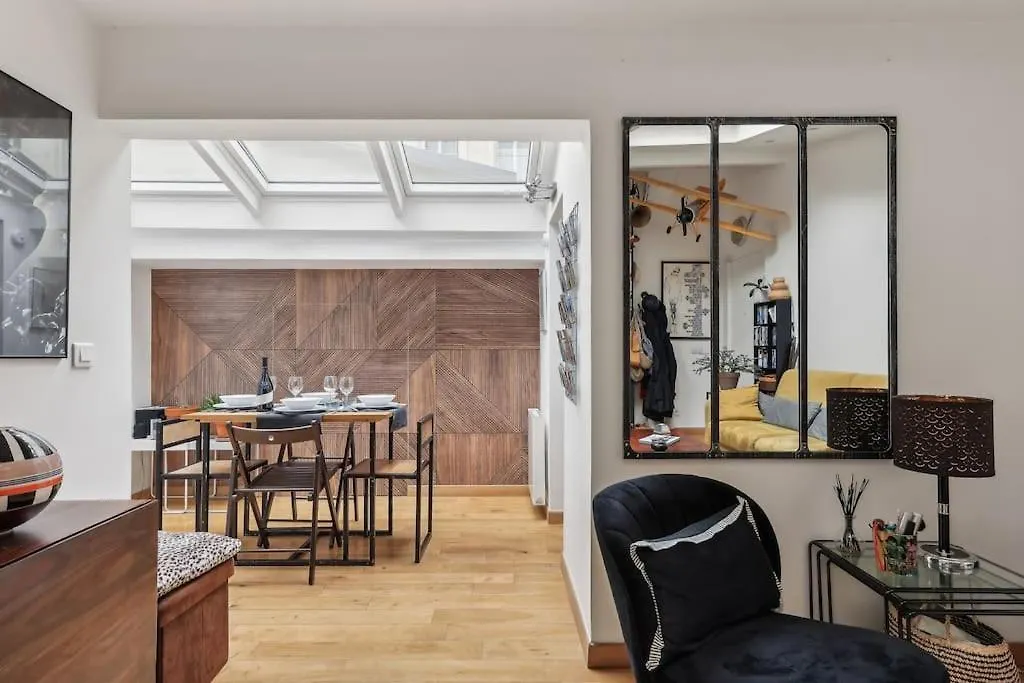 Splendide Appartement Design Trocadero Etoile Paris
